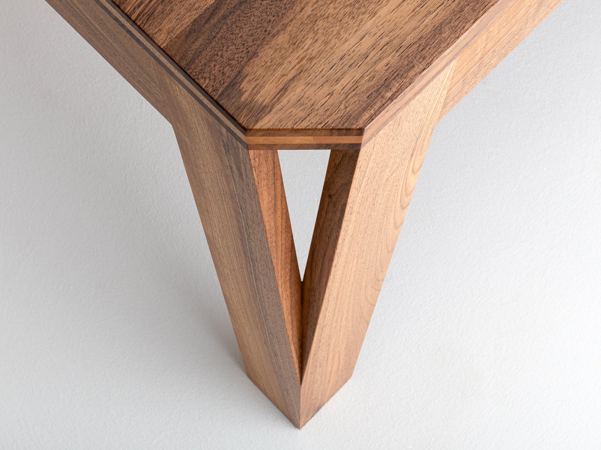 Table basse MéliMélo en noyer sur-mesure - Bois massif français, local et durable