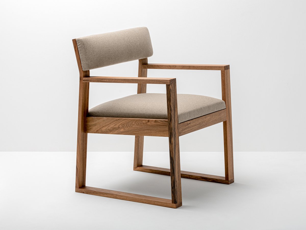 Fauteuil Aix en noyer et tissus Arpin ® - coloris Corde