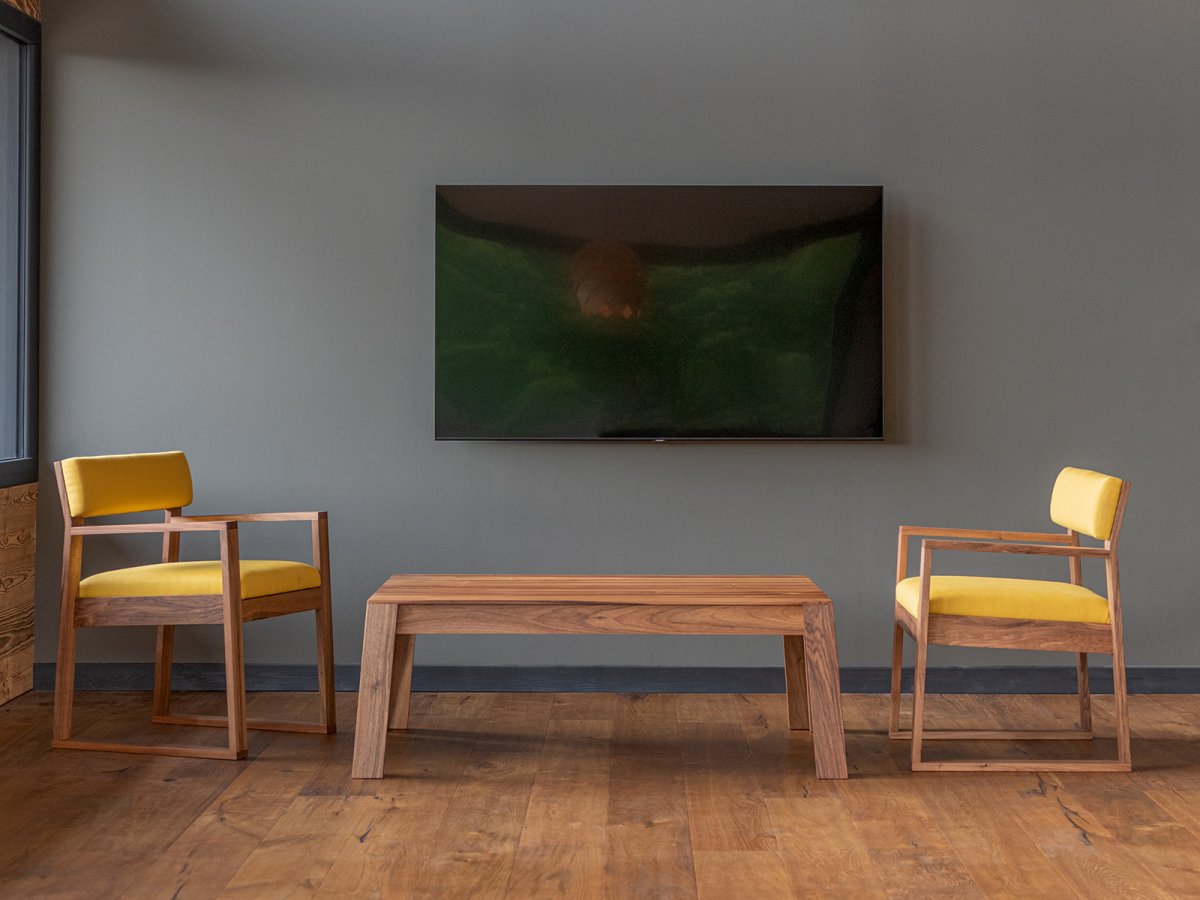 Table basse Aix en noyer sur-mesure - Personnalisable essences de bois et dimensions