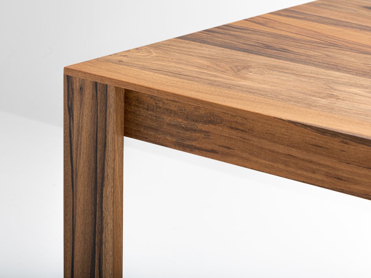 Table en Noyer 100% Fabriquée en France - Elmar