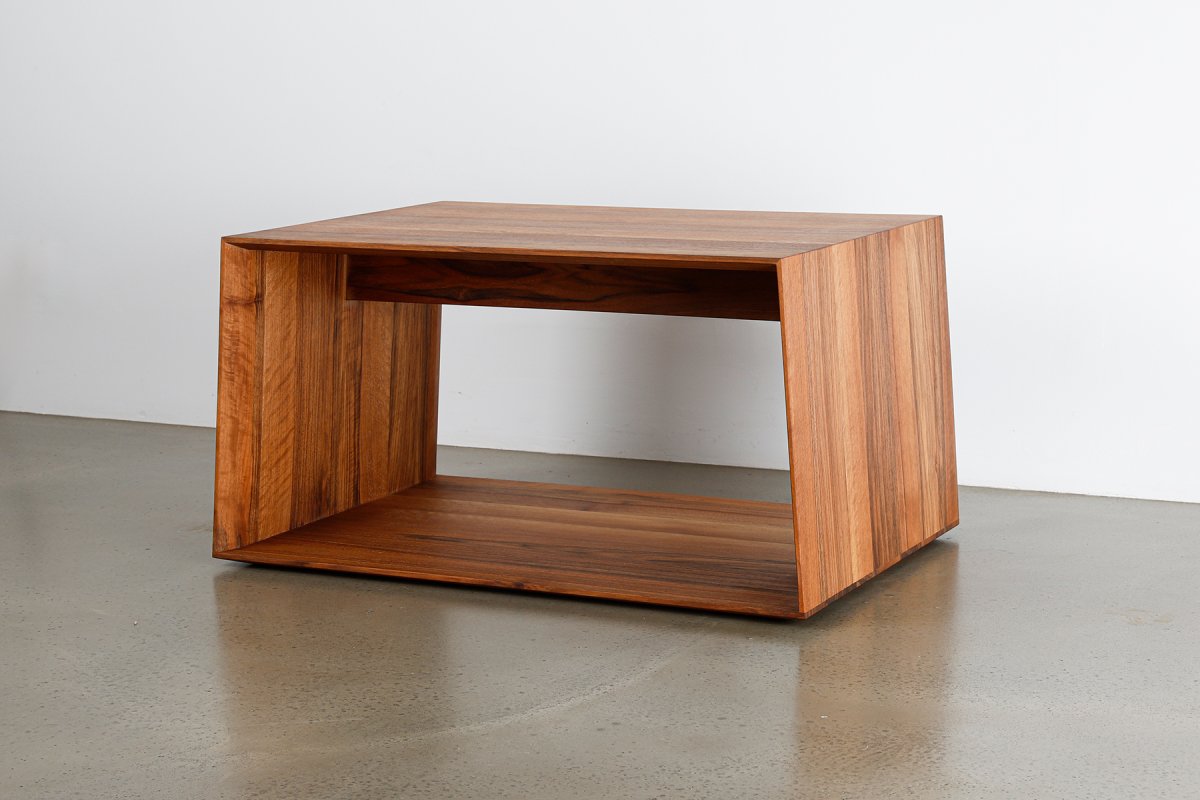 Table basse Anouk en noyer - Bois massif Français durable et finition naturelle