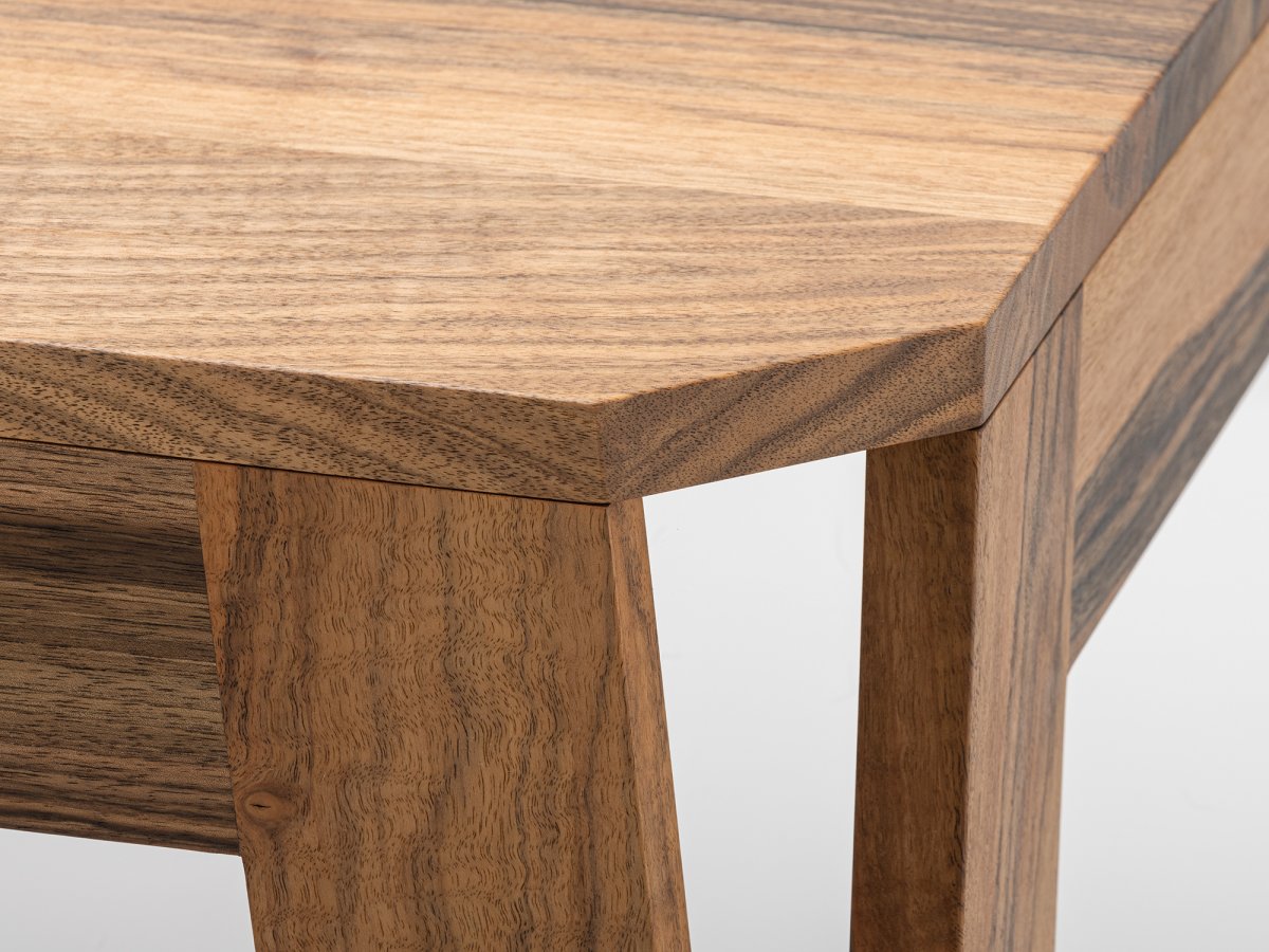 Table design en noyer massif fabriqué en France - MéliMélo en noyer