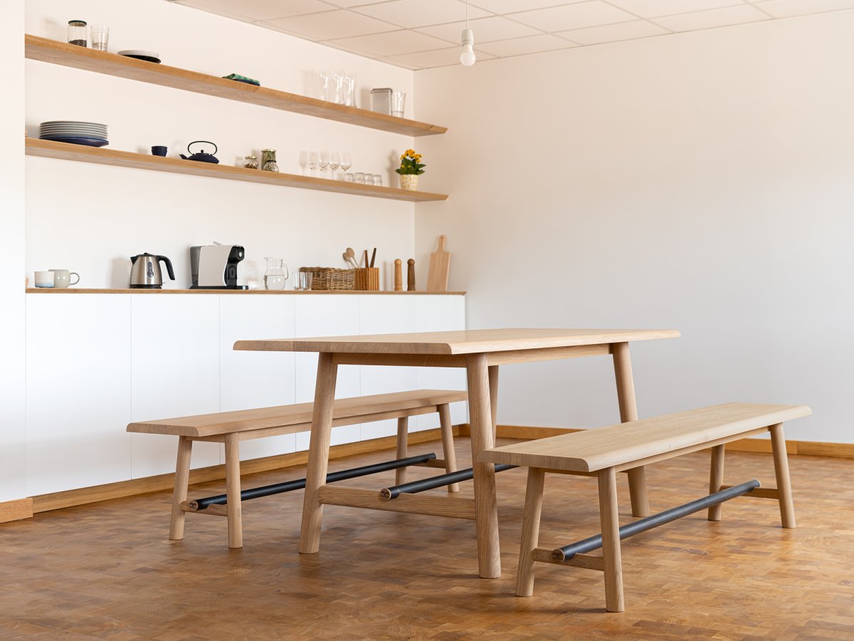 Grande table à manger en bois sur-mesure pour 6, 8, ou 10 personnes - Ostal