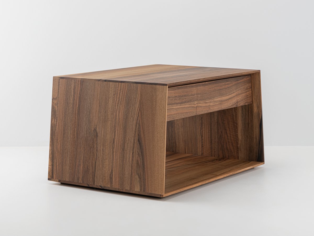 Table basse rectangulaire bois de noyer certifié PEFC