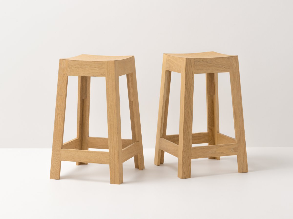 Tabouret pour îlot central en bois hauteur 60 cm