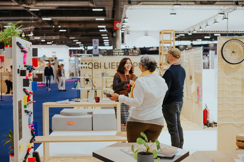Stand mobilier Upcycl&eacute; Dendro